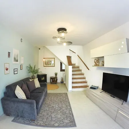 Holiday home Quarta Generazione - Azeglio